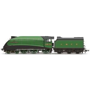 R30406 R30406 - Hornby LNER Streamlined B17 City of London 2870 Hornby LNER Streamlined B17 City of London 2870